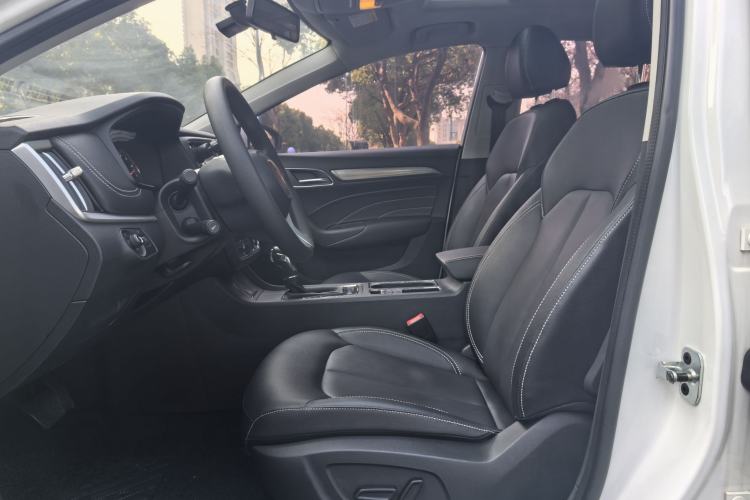 Used Roewe i6 2020 PLUS 1.6L CVT 4G Connected Glory Flagship Edition