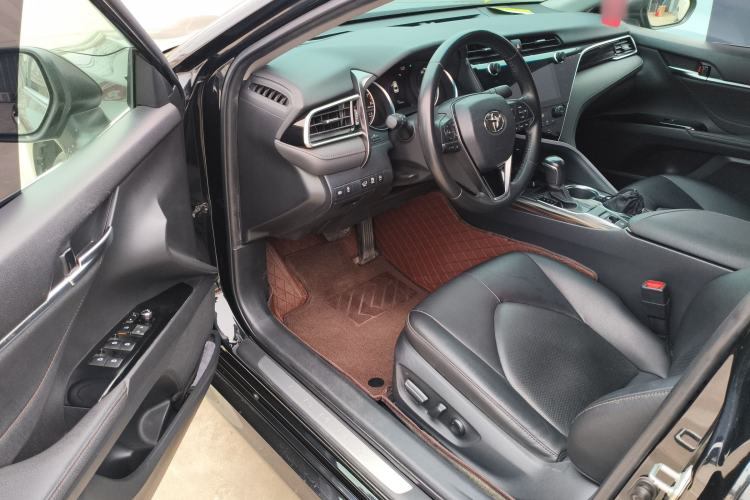 Used Toyota Camry 2019 2.0G Luxury Edition China VI Standard