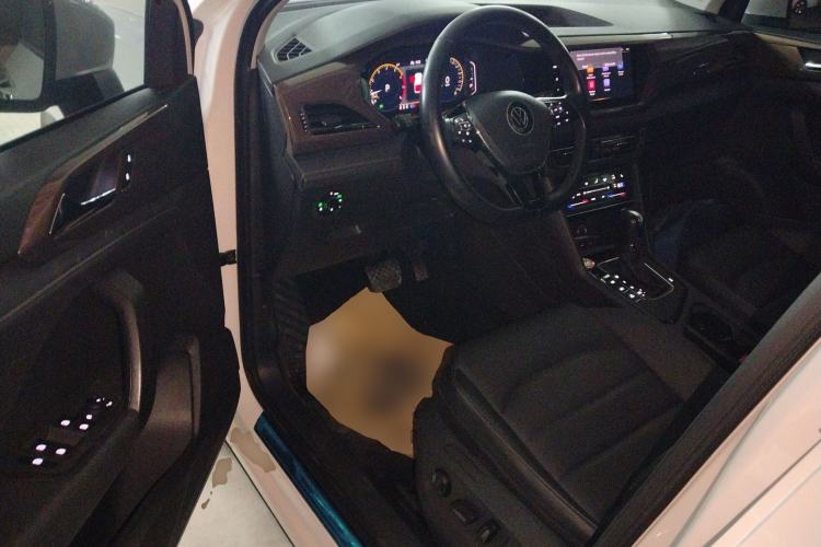 Used Volkswagen Tharu 2022 330TSI Four-Wheel Drive Luxury Edition
