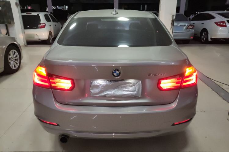 Used BMW 3 Series 2015 320i Luxury Line Stylish Edition
