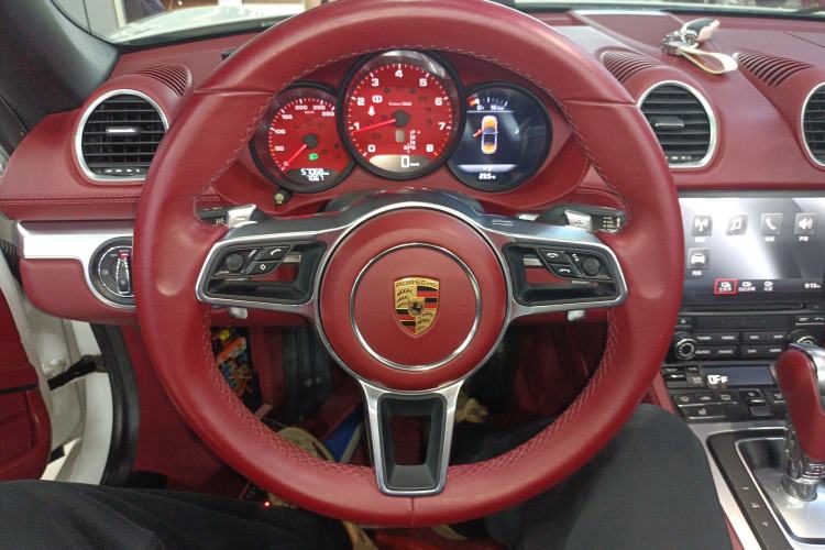 Used Porsche 718 2018 Boxster 2.0T
