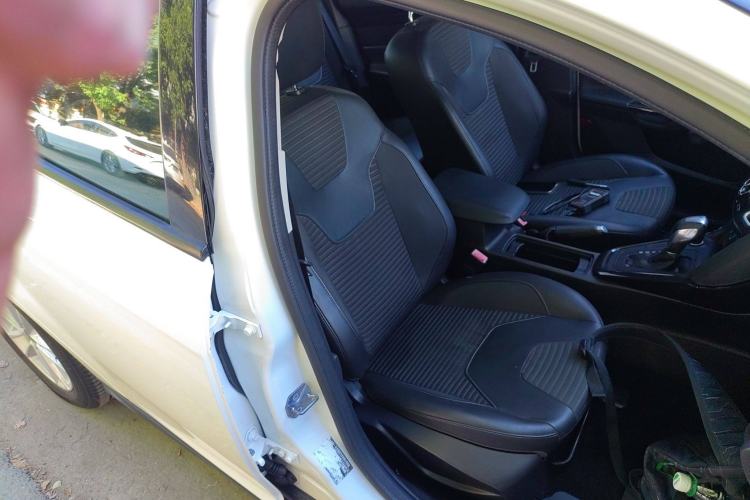 Used Ford Focus 2015 Sedan 1.6L Automatic Trend Model
