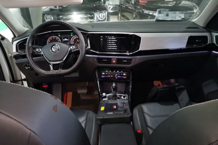 Used Volkswagen Tayron 2020 330TSI Two-Wheel Drive Luxury Smart Connectivity Version
