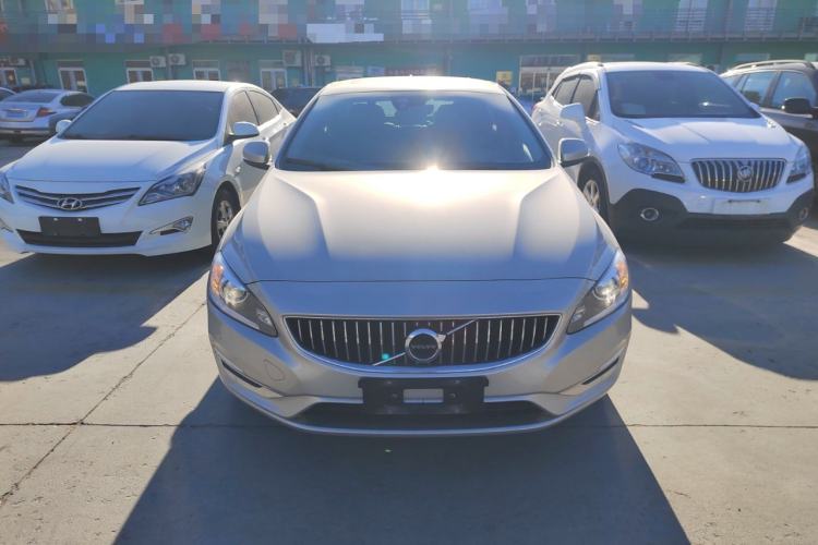 Used Volvo S60 2018 S60L T3 Smart Progress Edition
