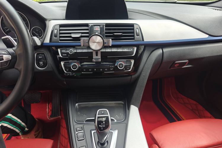 Used BMW 3 Series 2019 320i M Sport Package
