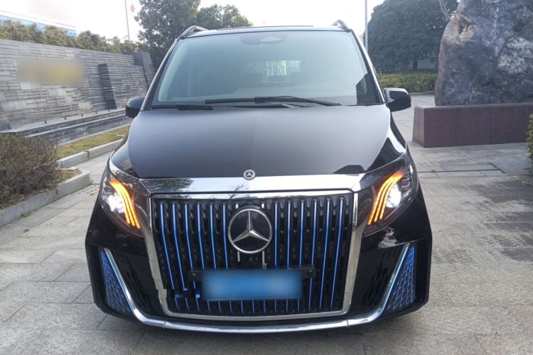 Used Mercedes-Benz Vito 
