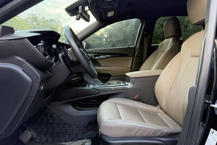 Used Buick Envision 2022 Encore Plus 652T Five-Seat Luxury Model
