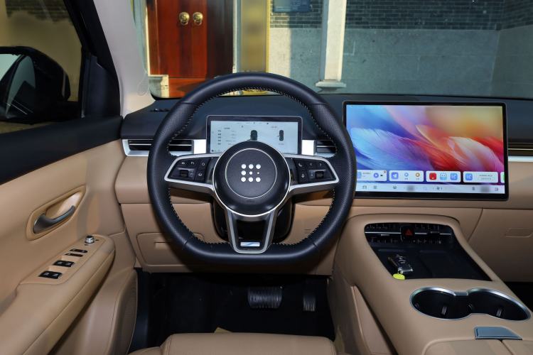 Used  E5 PLUS 2025 165 km Long-Range Travel Custom Edition 7 Seats
