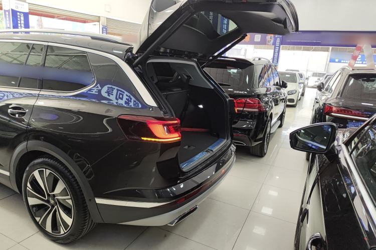 Used Volkswagen Talagon 2023 Facelift 380TSI All-Wheel Drive Luxury Jiajing Pro Version with 7 Seats
