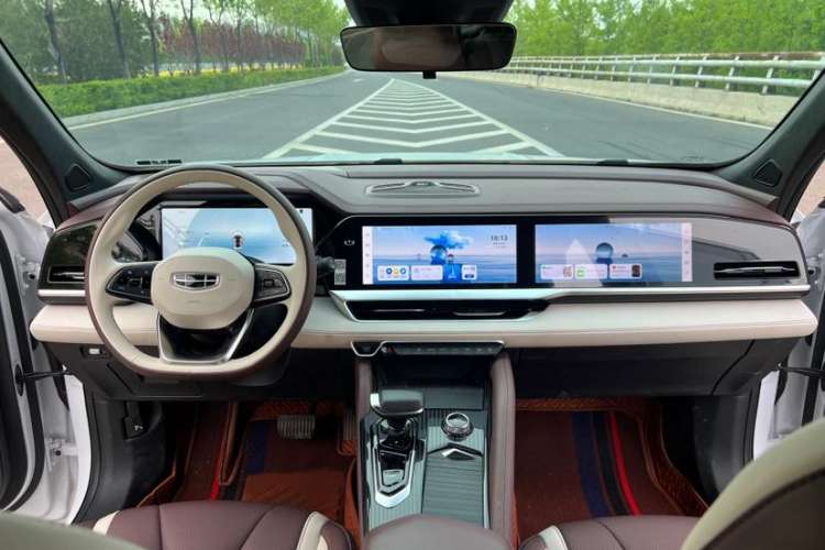 Used Geely Auto Monjaro L 2024 2.0TD High-Power Automatic Two-Wheel Drive Yunqi Version
