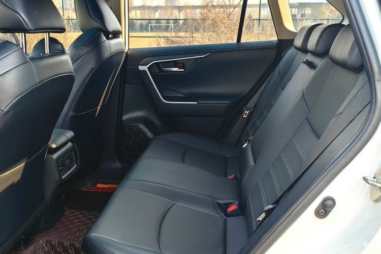 Used Toyota Wildlander 2022 Dual-Engine 2.5L E-CVT Four-Wheel Drive Luxury Edition
