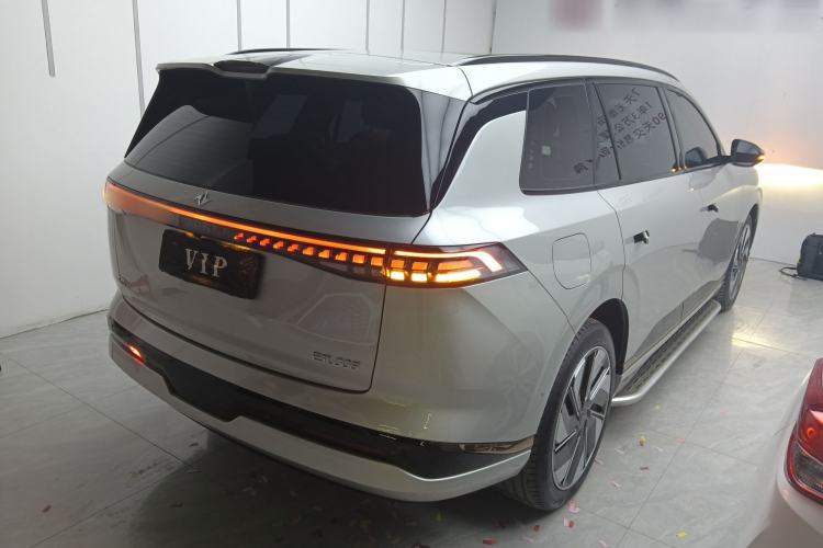 Used  eπ008 2024 210Max Range-Extended Version 6 Seats
