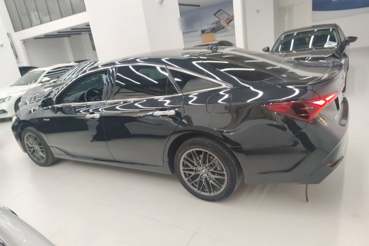 Used Toyota Avalon 2022 Dual-Engine 2.5L Luxury Edition

