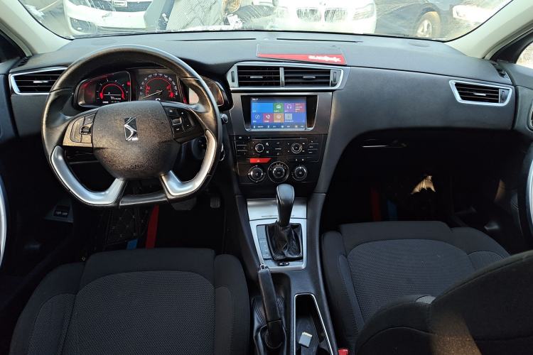 Used  5LS 2015 1.6T Comfort Edition THP160