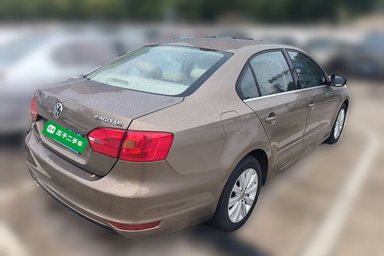 Used Volkswagen Sagitar 2014 1.6L Automatic Comfort Model
