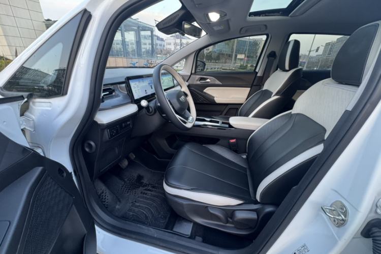 Used Geometry E Firefly 2023 401KM Linglong Tiger 5-Seater Custom Edition
