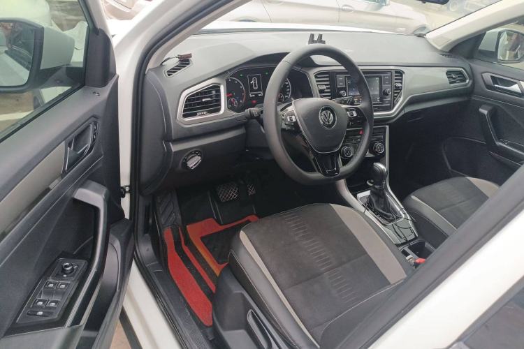 Used Volkswagen T-ROC 2018 280TSI DSG Two-Wheel Drive Advanced Version China V Emission Standard
