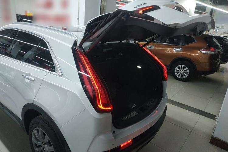 Used Cadillac XT4 2021 28T Two-Wheel Drive Luxury Version