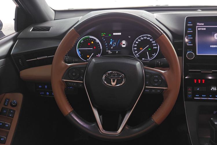 Used Toyota Avalon 2019 Dual-Engine 2.5L XLE Prestige Version China VI Standard
