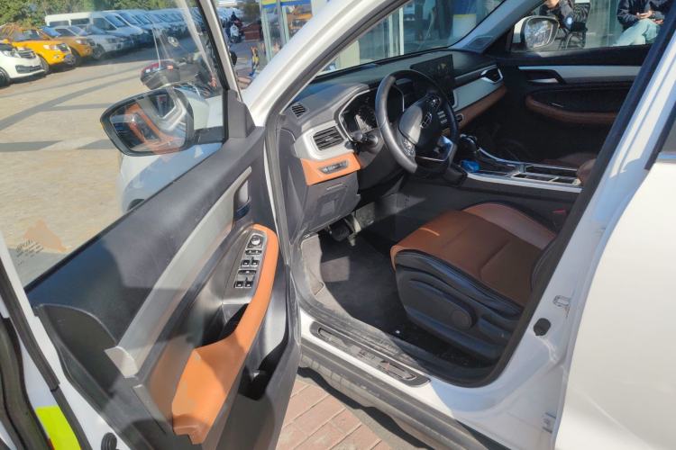 Used Geely Auto Vision X6 2020 1.4T CVT Luxury Edition
