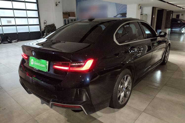 Used BMW i3 2024 eDrive 35 L
