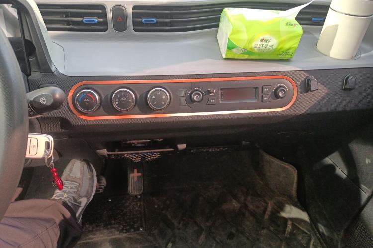 Used Wuling Hongguang MINIEV 2022 Easy Version Lithium Iron Phosphate
