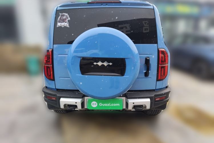 Used  Leopard 5 2023 Navigator Edition