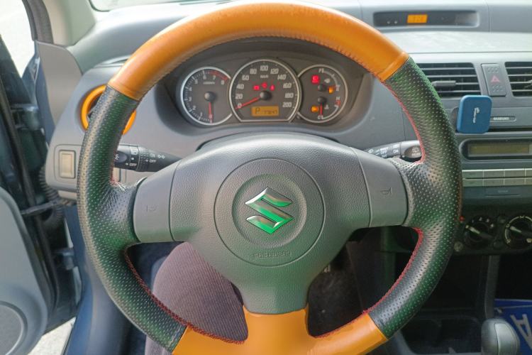 Used Suzuki Swift 2016 1.5L Automatic Fashionable Coolplay Edition
