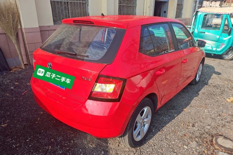 Used Skoda Fabia 2017 1.4L Automatic Car Enjoy Edition
