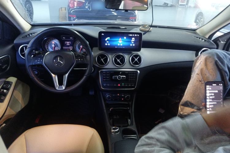 Used Mercedes-Benz GLA 2015 GLA 220 4MATIC Fashion Model