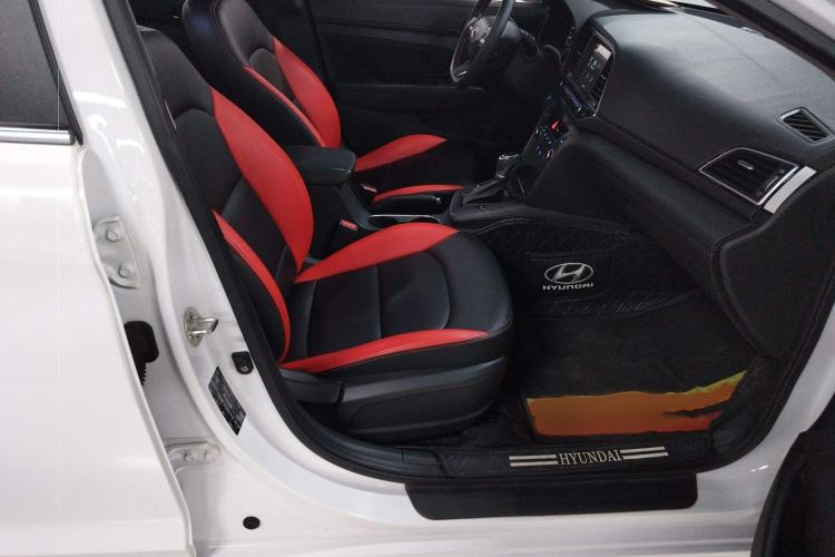 Used Hyundai Elantra 2019 1.4T Dual-Clutch Xuan Dong · Dynamic Model
