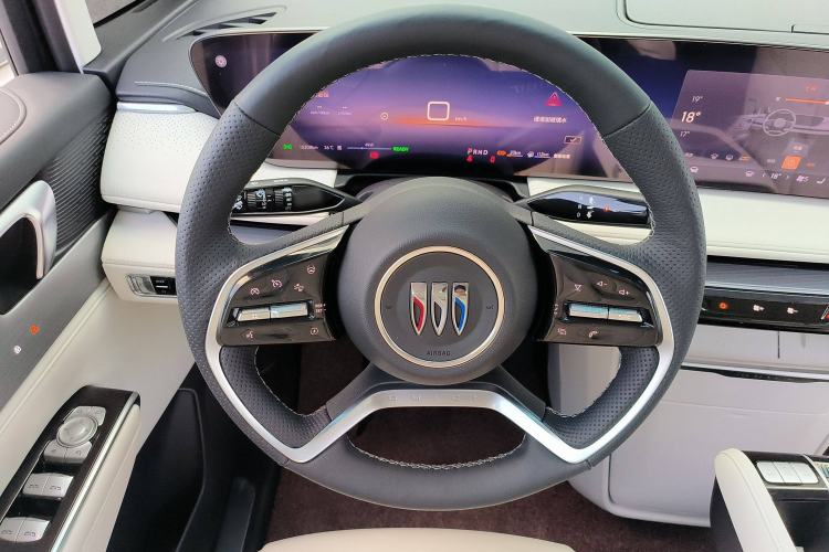 Used Buick GL8 New Energy 2024 Lu Zun Deluxe Edition 7-Seater
