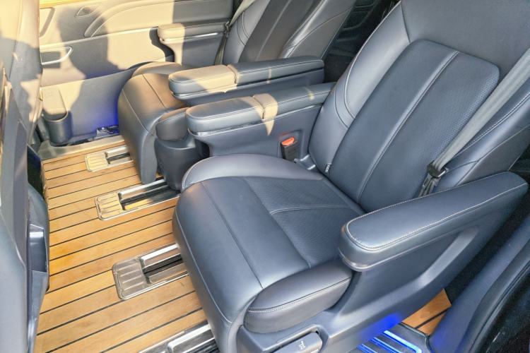 Used GAC Trumpchi M8 2021 Master Series 390T Prestige Edition
