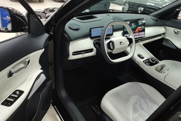 Used  Galaxy Xingjian 7 EM-i 2025 120km Exploration+ Version
