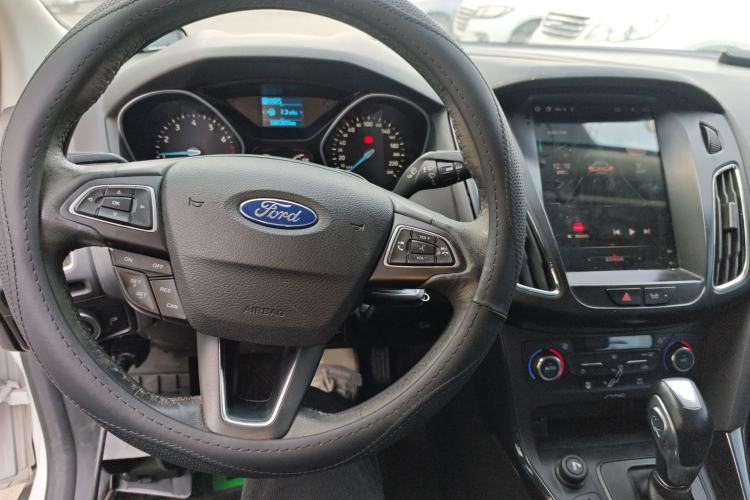 Used Ford Focus 2015 Sedan 1.6L Automatic Trend Model
