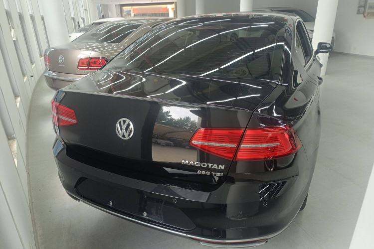 Used Volkswagen Magotan 2017 380TSI DSG Luxury Model
