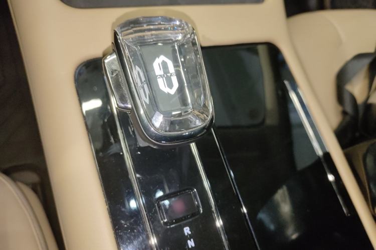 Used Hima AITO M7 2024 1.5T Intelligent Drive 4x4 Max Edition 6 Seats
