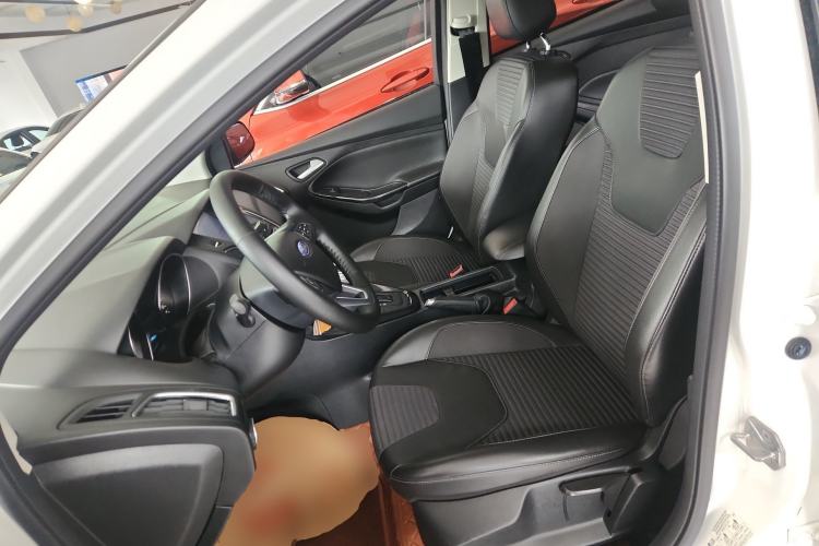 Used Ford Focus 2017 Hatchback 1.6L Automatic Fashion Edition Smart Drive Version