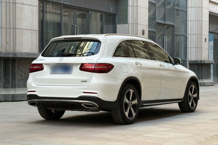 Used Mercedes-Benz GLC 2019 Facelift GLC 260 L 4MATIC Luxury Model
