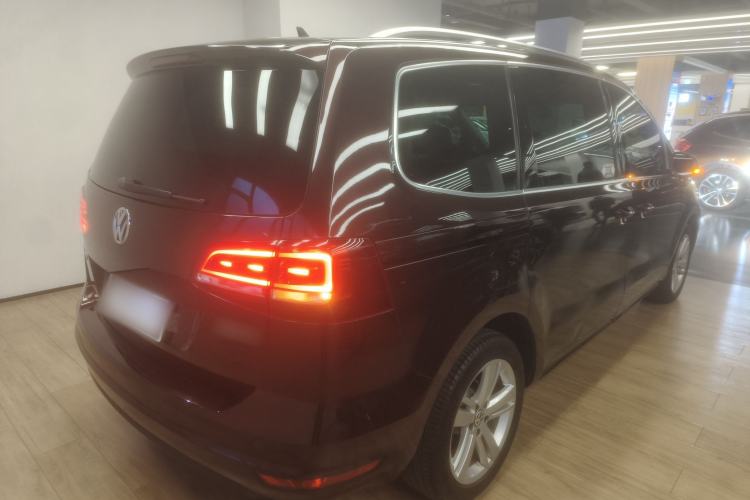 Used Volkswagen Sharan 2018 Revised Version 380TSI Comfort Edition 7-Seater
