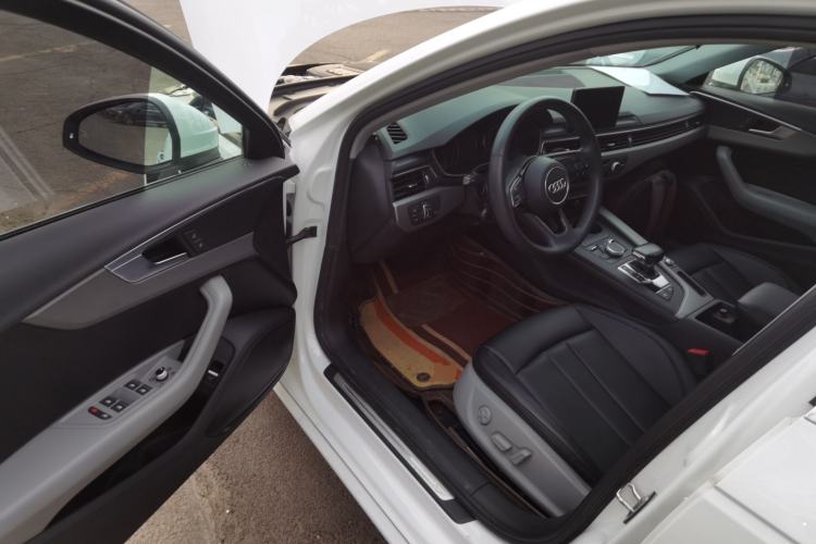 Used Audi A4L 2018 30th Anniversary Edition 40 TFSI Trendy Model