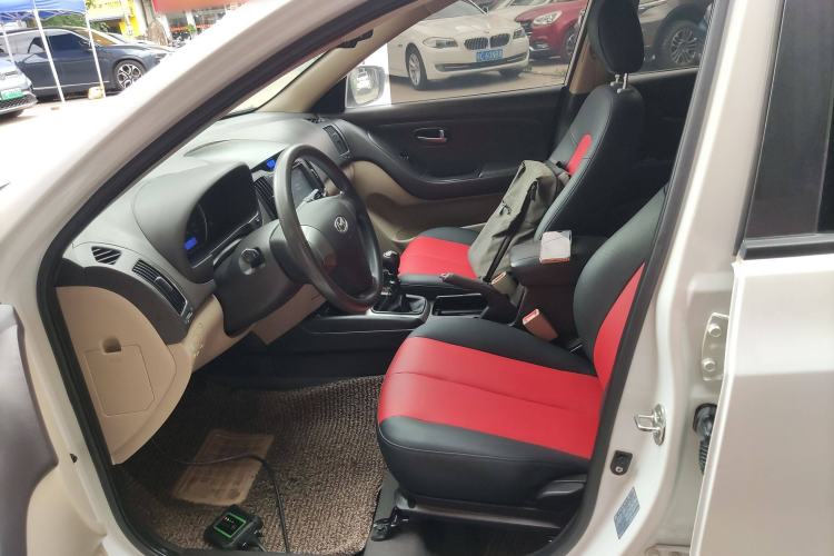 Used Hyundai Celesta 2011 1.6L Manual Comfort Version
