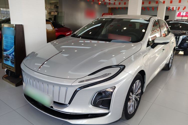Used Hongqi E-QM5 2022 431 km Charge & Enjoy Edition