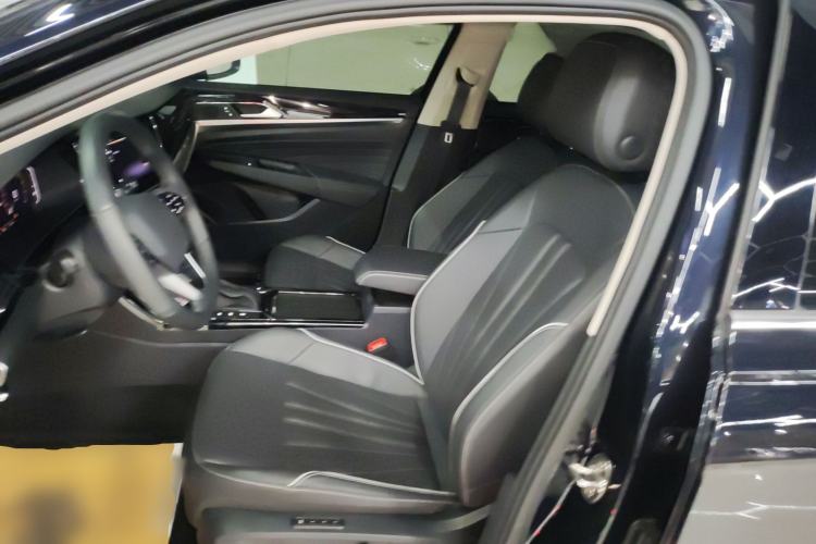 Used Volkswagen Passat 2024 380TSI Starry Elite Edition
