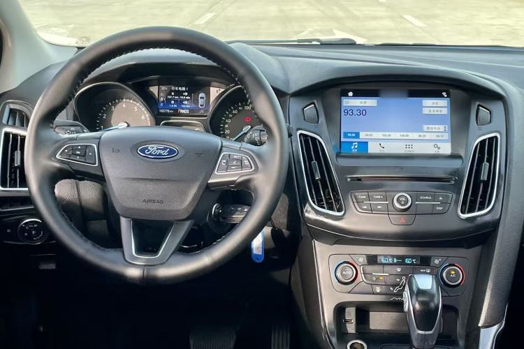 Used Ford Focus 2015 Hatchback EcoBoost 180 Automatic Elite Model
