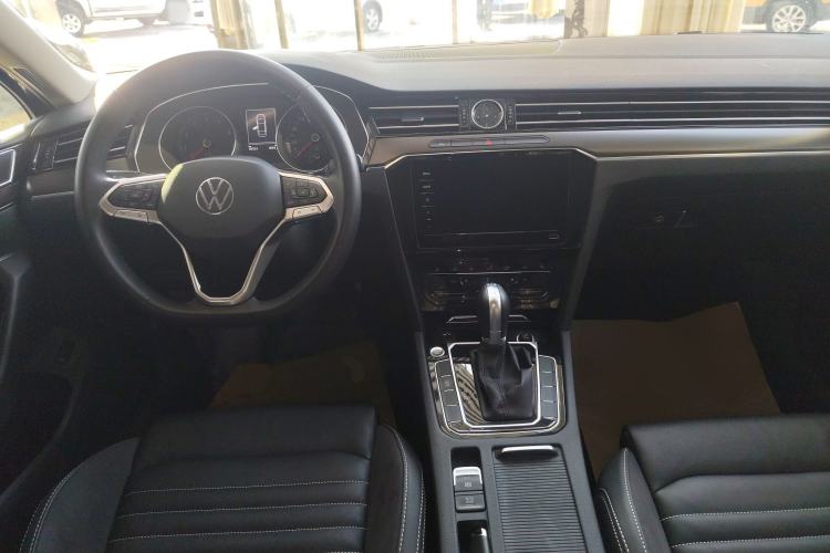 Used Volkswagen Magotan 2020 330TSI DSG Leading Model
