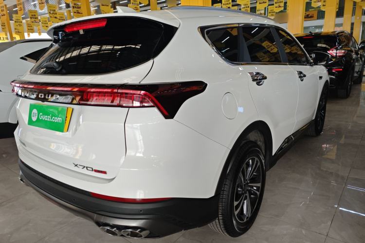 Used JETOUR X70 PLUS 2022 1.5T DCT Luxury Edition 5 Seats
