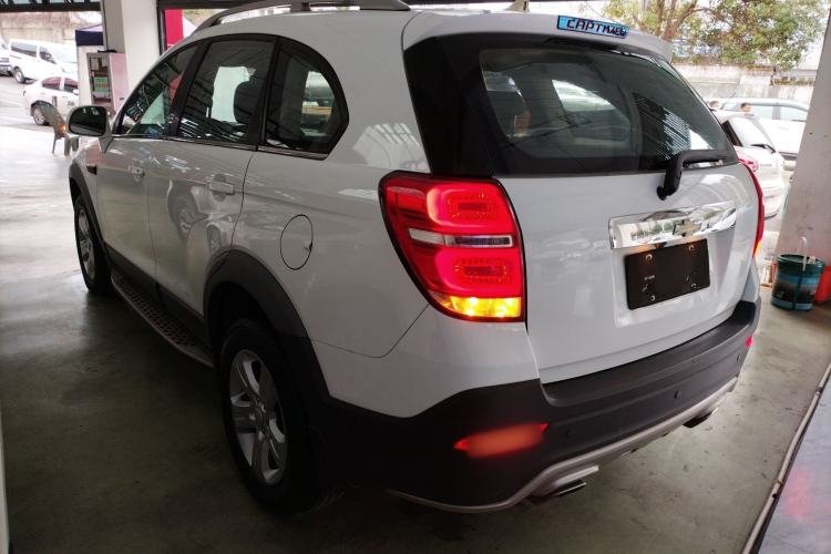 Used Chevrolet Captiva 2015 2.4L Two-Wheel Drive Urban Version 5 Seats
