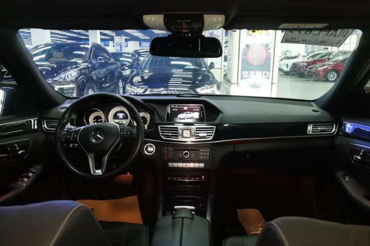 Used Mercedes-Benz E-Class 2015 Restyled E 260 L Sport Edition
