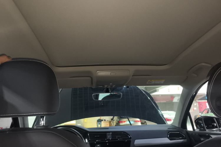 Used Volkswagen Tiguan L 2019 330TSI Automatic Two-Wheel Drive Smart Luxury Version China V Emission Standard